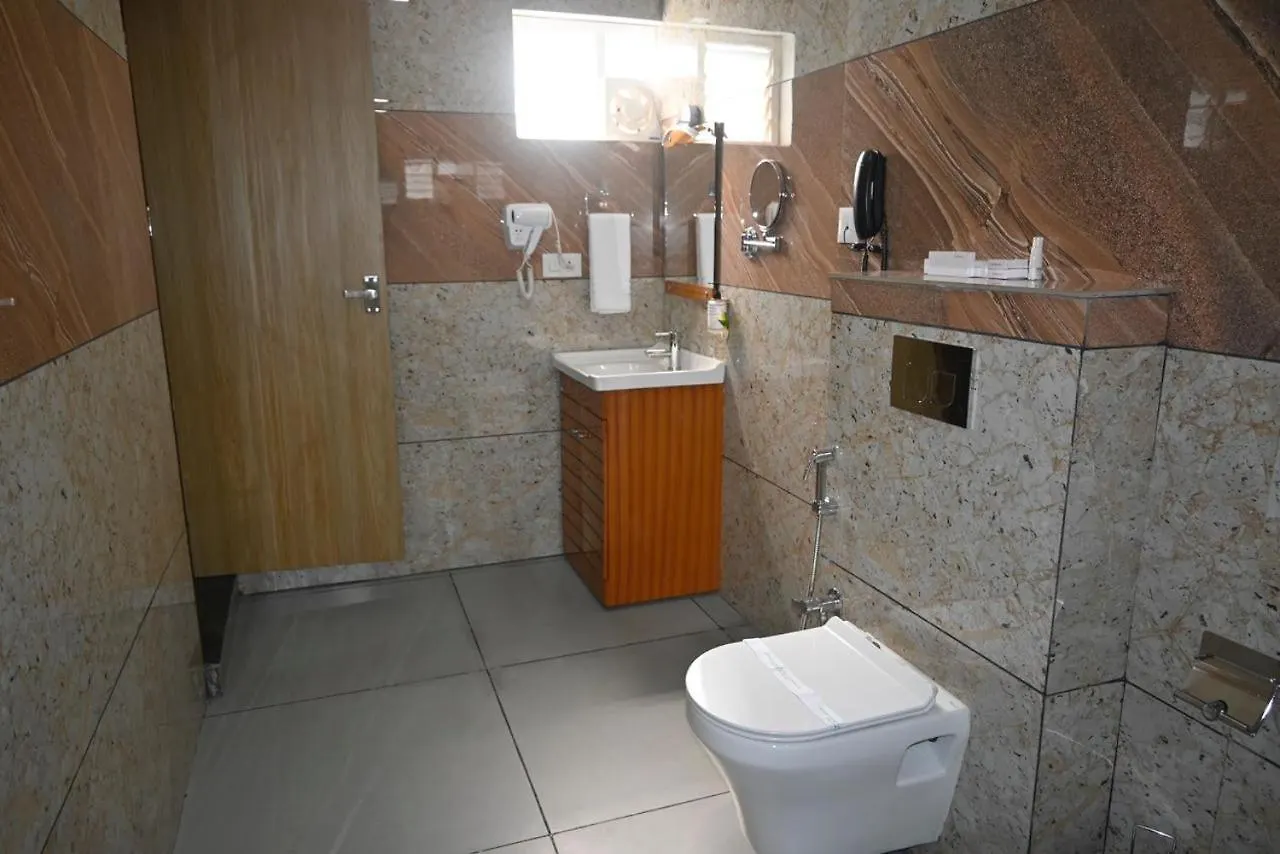 Theertha Inn Kalpatta Indie