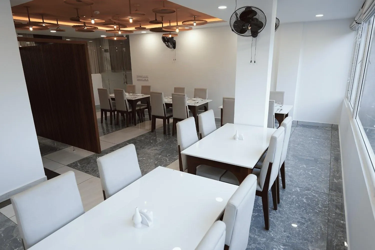 Theertha Inn Kalpatta Hotel